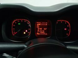 Fiat Panda 1.0 Mild Hybrid City Cross 4x2 - Miniatura 13