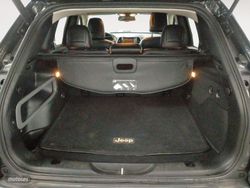 Jeep Cherokee Limited 4x2 - Miniatura 12