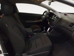 Kia Ceed Drive - Miniatura 11