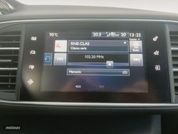 Peugeot 308 PureTech 130 S&S Allure 96 kW (130 CV) - Miniatura 18