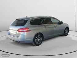 Peugeot 308 PureTech 130 S&S Allure 96 kW (130 CV) - Miniatura 2