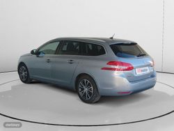 Peugeot 308 PureTech 130 S&S Allure 96 kW (130 CV) - Miniatura 4