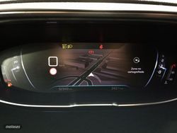 Peugeot 3008 Allure - Miniatura 14