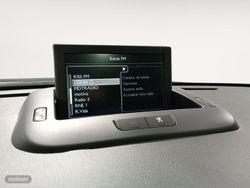 Peugeot 3008 Allure - Miniatura 17