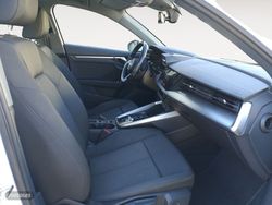 Audi A3 35 TFSI Business Line - Miniatura 11