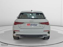 Audi A3 35 TFSI Business Line - Miniatura 3