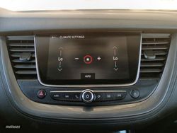 Opel Grandland X Ultimate PHEV - Miniatura 20