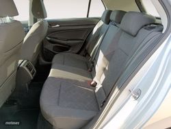 Volkswagen Golf Life - Miniatura 10