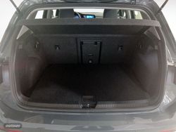 Volkswagen Golf Life - Miniatura 11