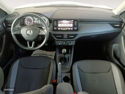 Skoda Kamiq Active - Miniatura 6