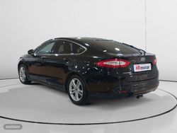 Ford Mondeo Titanium - Miniatura 4