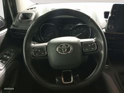 Toyota Proace City 1.5D Family Active L1 96 kW (131 CV) - Miniatura 7