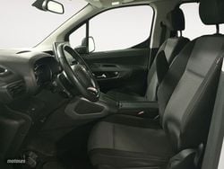 Toyota Proace City 1.5D Family Active L1 96 kW (131 CV) - Miniatura 8