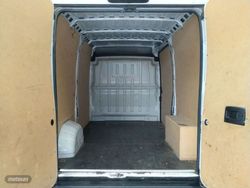 Citroen Jumper 35 L2H2 BlueHDi 140 - Miniatura 10