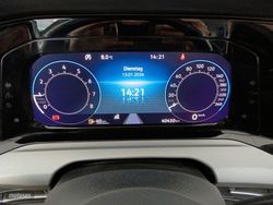Volkswagen Golf Life - Miniatura 13