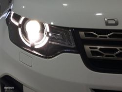 Land Rover Discovery SE AWD - Miniatura 16
