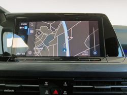 Volkswagen Golf Style - Miniatura 17