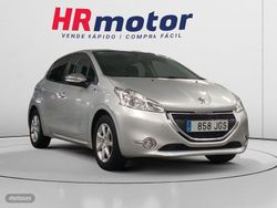 Peugeot 208 Style - Miniatura 1