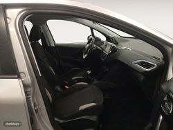 Peugeot 208 Style - Miniatura 10