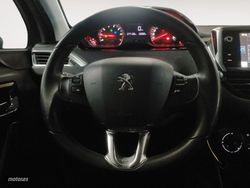 Peugeot 208 Style - Miniatura 7