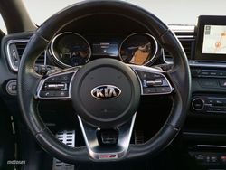 Kia Ceed 1.6 CRDi GT Line DCT 100 kW (136 CV) - Miniatura 8