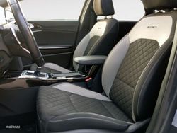 Kia Ceed 1.6 CRDi GT Line DCT 100 kW (136 CV) - Miniatura 9