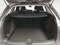 Volkswagen Golf Life - Miniatura 12