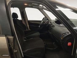 Citroen C4 Picasso SX - Miniatura 11