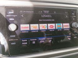 Volkswagen T-Roc Advance - Miniatura 17