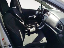 Suzuki SX4 GLE - Miniatura 11