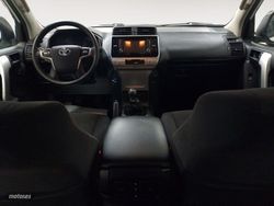 Toyota Land Cruiser GX - Miniatura 7