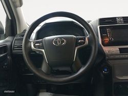 Toyota Land Cruiser GX - Miniatura 8