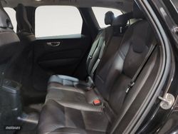 Volvo XC 60 T6 Ultra Dark - Miniatura 10