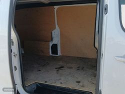 Peugeot Expert Furgon BlueHDi 100 Premium Long 75 kW (102 CV) - Miniatura 11