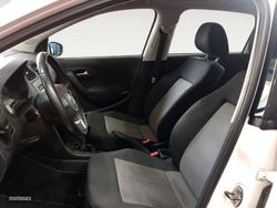Volkswagen Polo Advance - Miniatura 8