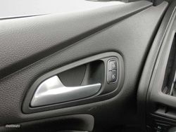 Ford Focus ST-Line R&B - Miniatura 22