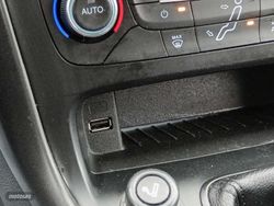 Ford Focus ST-Line R&B - Miniatura 23