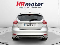 Ford Focus ST-Line R&B - Miniatura 3