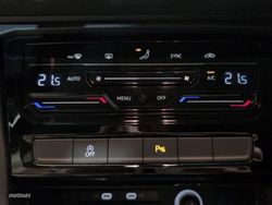 Volkswagen Touran Lounge Business - Miniatura 19