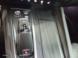 Peugeot 508 SW Hybrid 225 GT Pack - Miniatura 13