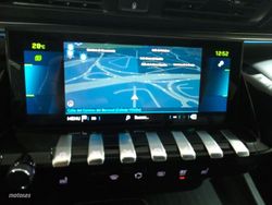 Peugeot 508 SW Hybrid 225 GT Pack - Miniatura 17