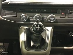 Volkswagen Transporter Caravelle Trendline FWD - Miniatura 15