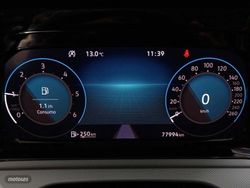 Volkswagen Golf 2.0 TDI - Miniatura 13