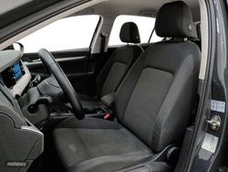 Volkswagen Golf 2.0 TDI - Miniatura 8