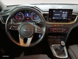 Kia Ceed Drive - Miniatura 7