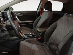 Kia Ceed Drive - Miniatura 8