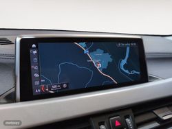 BMW X2 sDrive18d - Miniatura 18