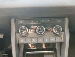 Skoda Karoq 2.0 TDI Ambition - Miniatura 18