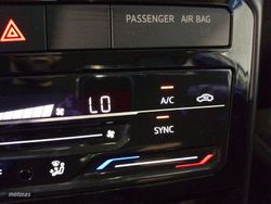 Volkswagen T-Cross Advance - Miniatura 18