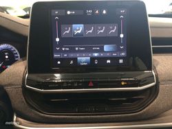 Jeep Compass Night Eagle Mild-Hybrid FWD - Miniatura 15